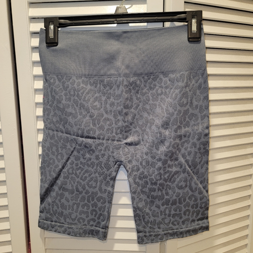 Leopard Print biker shorts